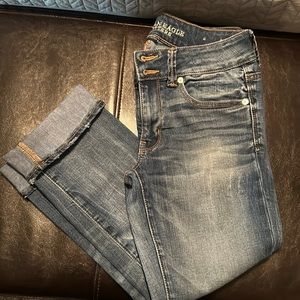 AE cropped jeans size 6